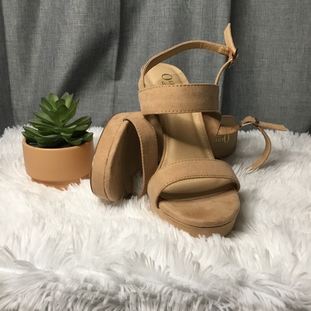 Olivia Fargiano Heels